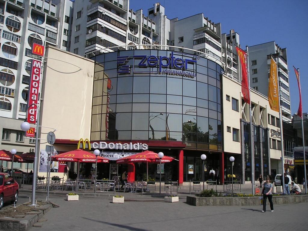 Kvartira-Studiya Center, Metro Nemiga Minsk Exterior photo